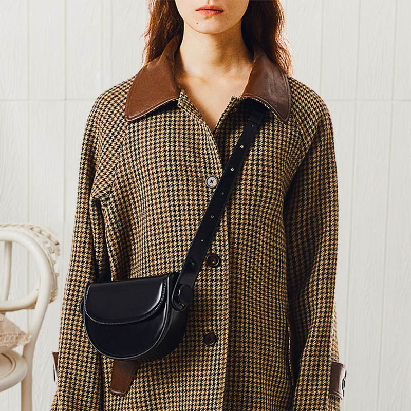 Minimalist Flap Saddle Bag